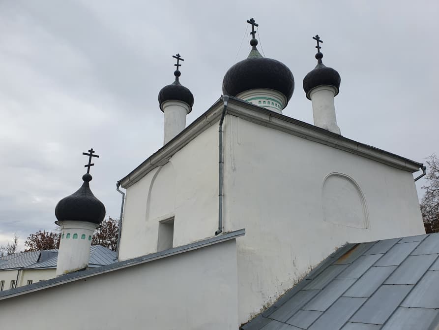 Дом паломника подворья Псково-Печерского монастыря