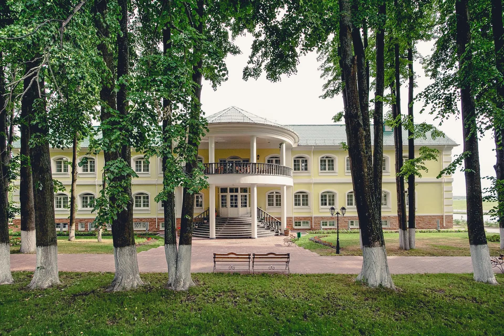 Отель-заповедник Лесное