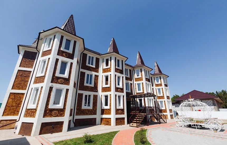 Белая карета