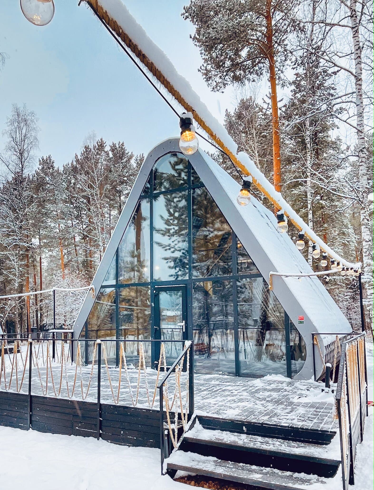 Geometrika lounge hotel (Отель Геометрика)