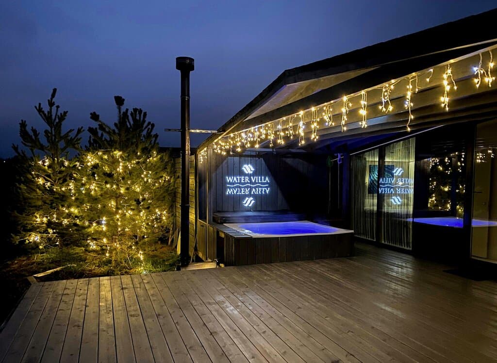 WATER VILLA